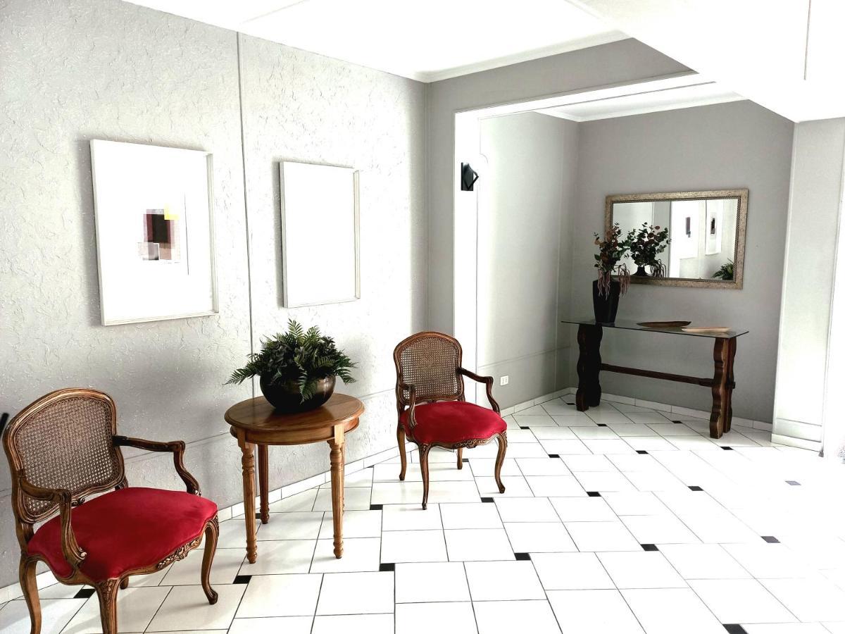 Hotel Princeton ปีราซิกาบา ภายนอก รูปภาพ